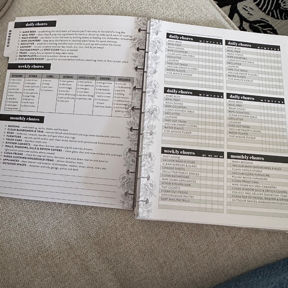 HAPPY PLANNER Bundle - Homebody Big Sticker book and Planner Paper - Partial - Picture 11 of 16